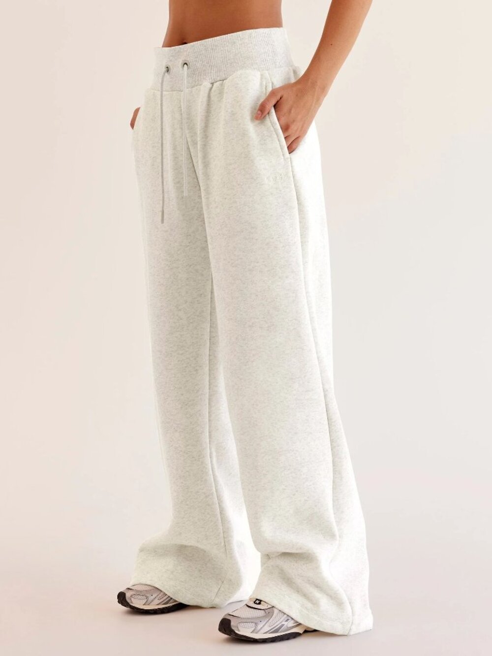 LSKD Go-To Wide Leg Track Pant in Silver Marl, Size Small - Picture 3 of 12